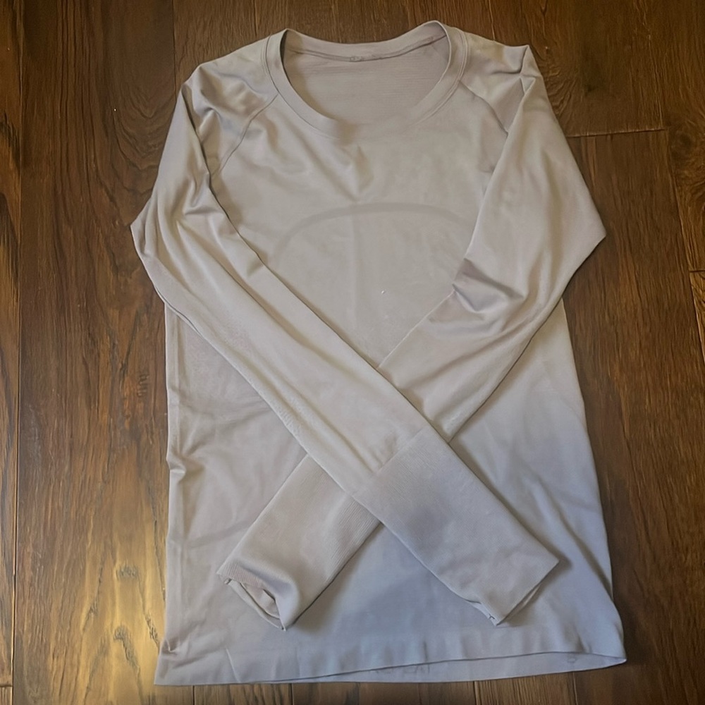 Lululemon light purple long sleeve swiftly tech